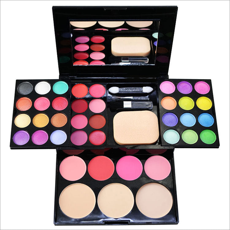 Makeup Box 24 Eyeshadow 8 Lipstick 4 Blush 3 Powder 39 Color